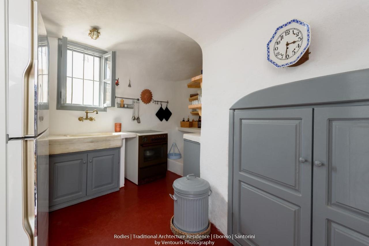 Rodies Traditional House Emporio  Exterior photo