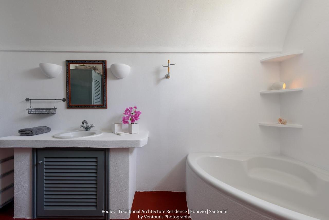 Rodies Traditional House Emporio  Exterior photo